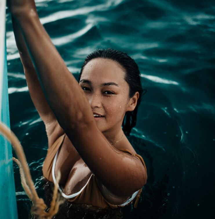 Model Swimwear Ocean boat